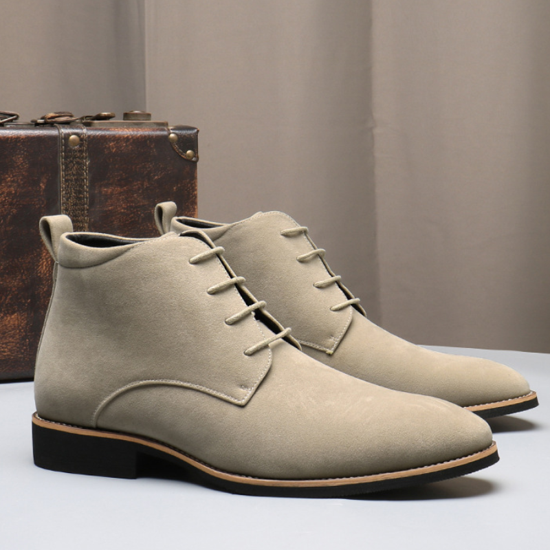 Roma Suede Chukka Boots