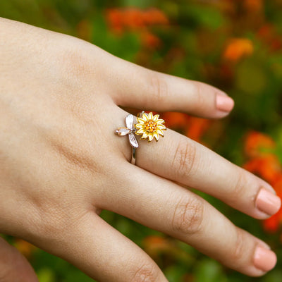 Sunflower Bliss: Spinning Sunflower & Bee Ring