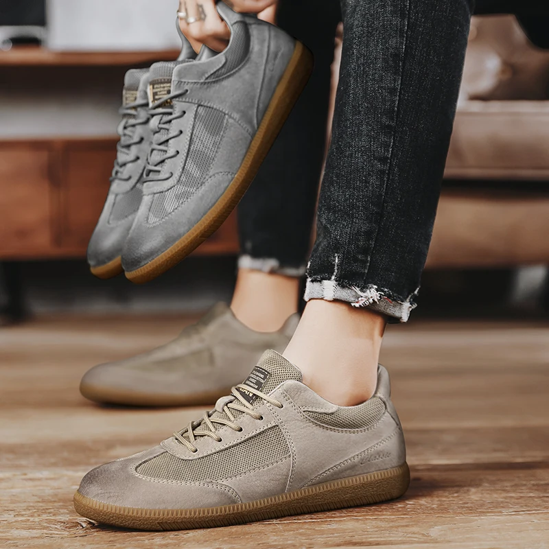 Chelsea Classic Sneakers